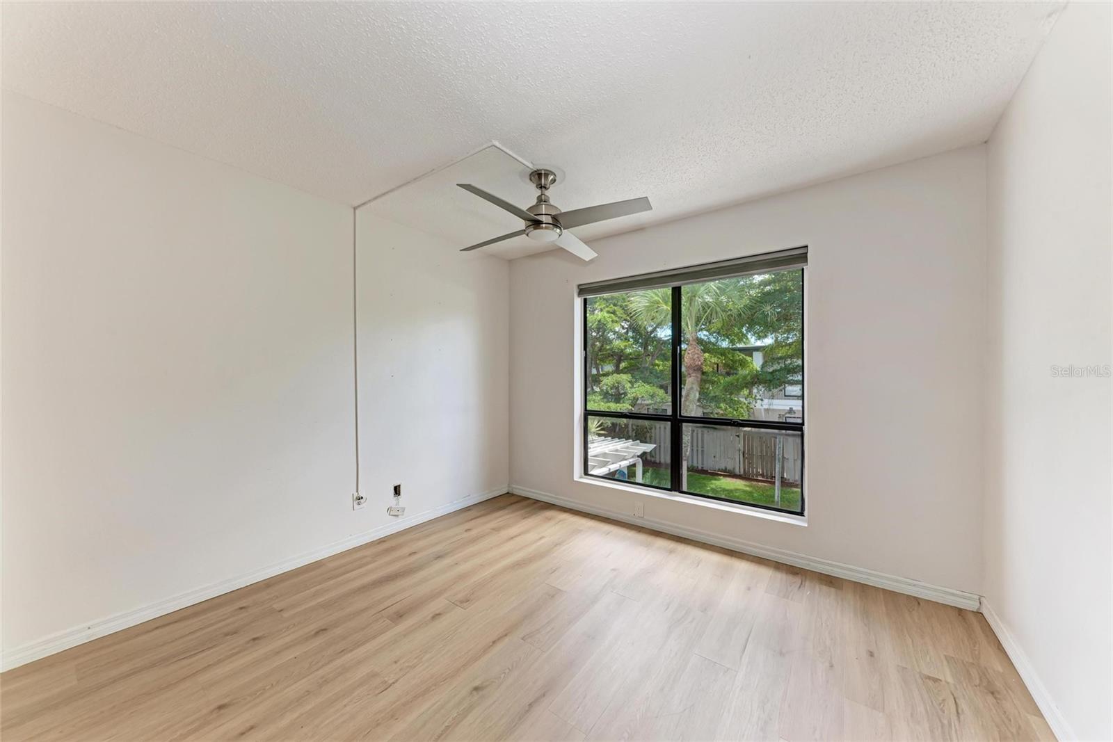 BENEVA RIDGE - Residential