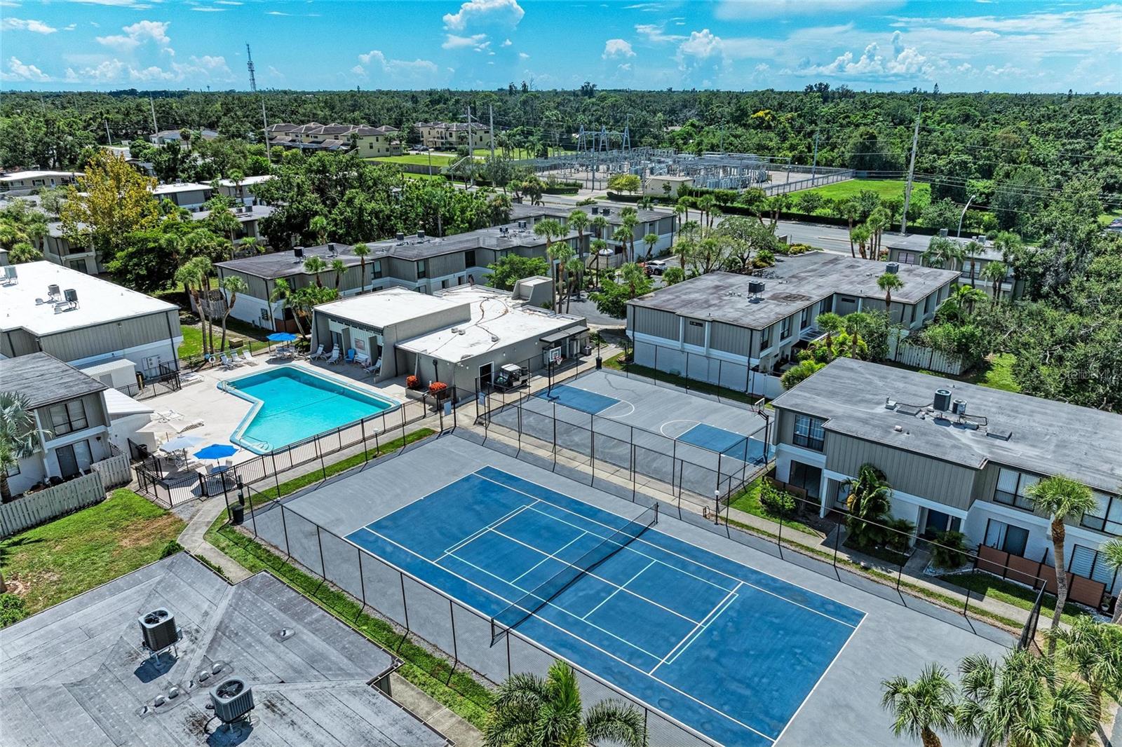 BENEVA RIDGE - Residential