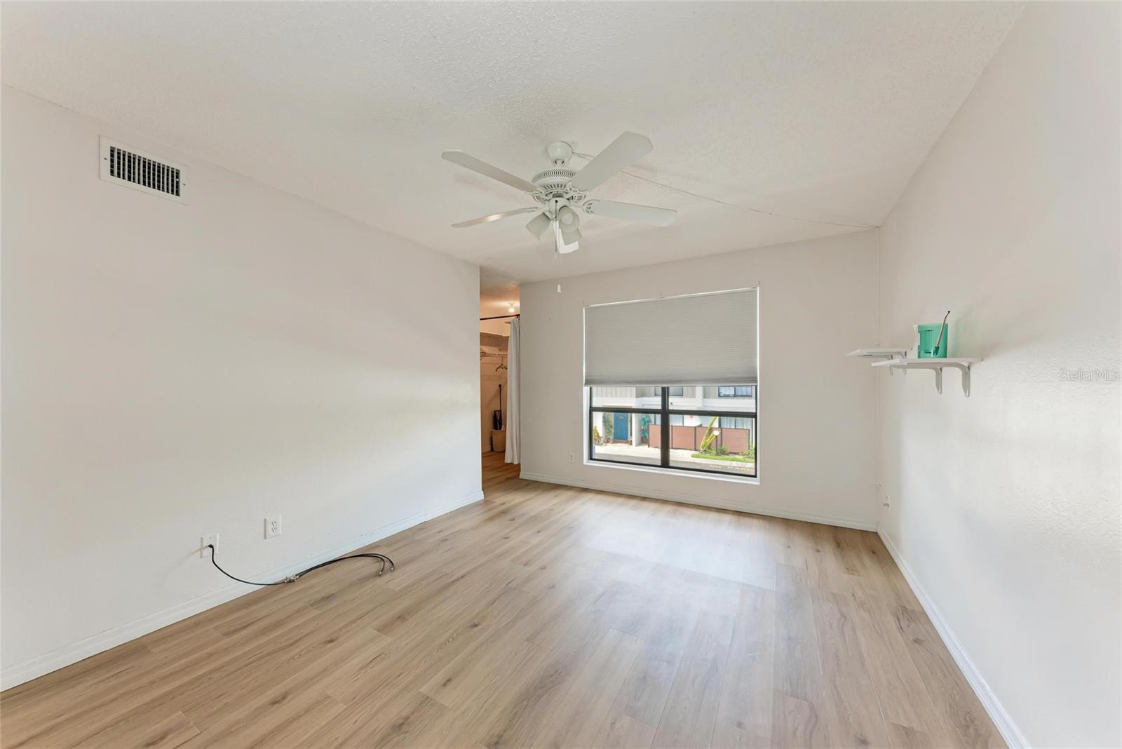 BENEVA RIDGE - Residential