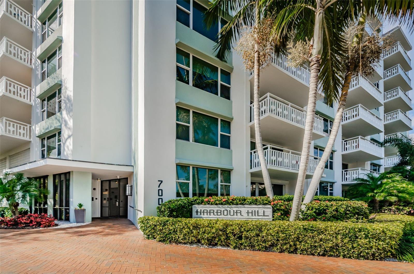 700 BEACH DRIVE NE 308