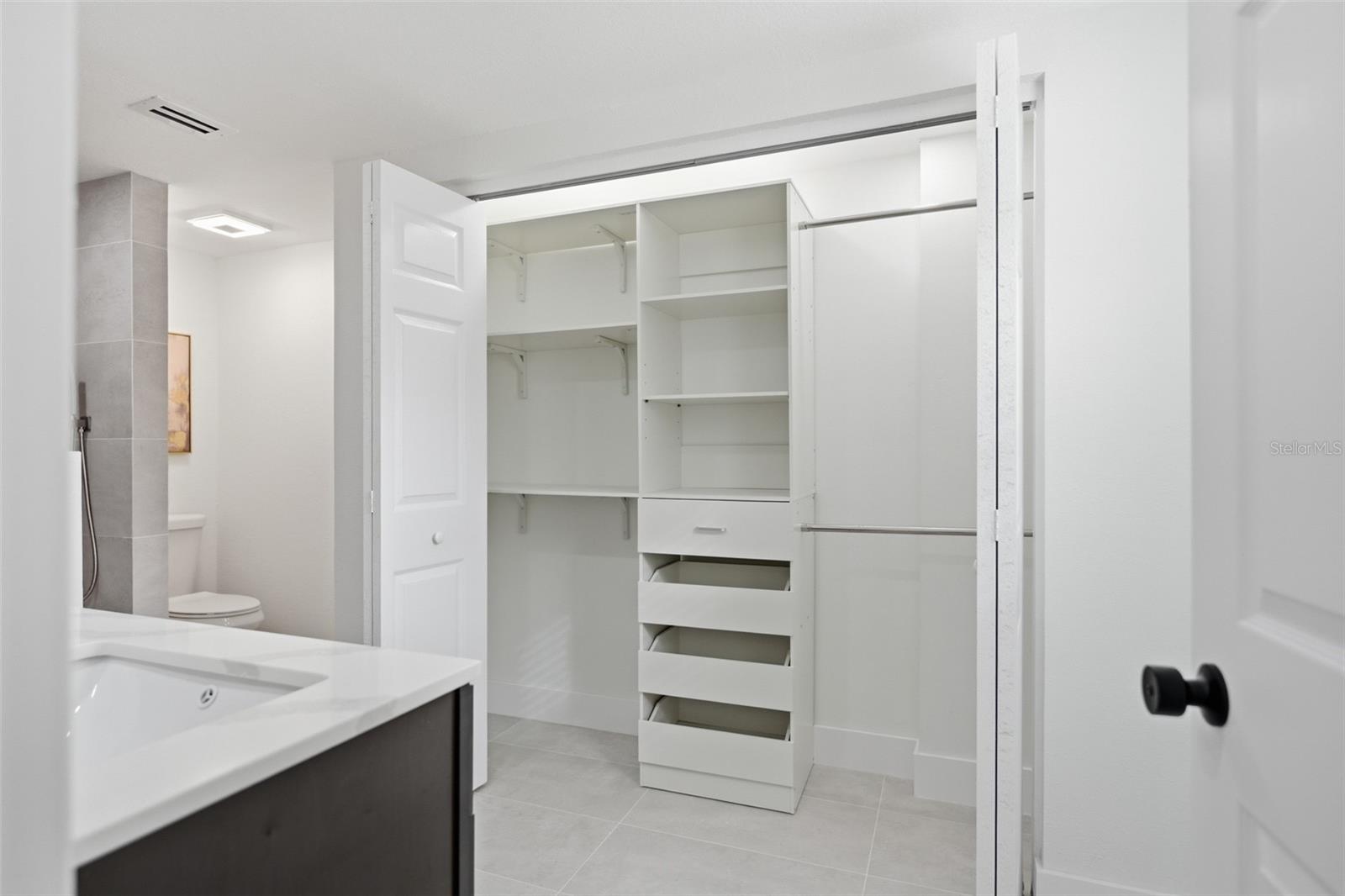 MEADOWBROOK ESTATES - Residential