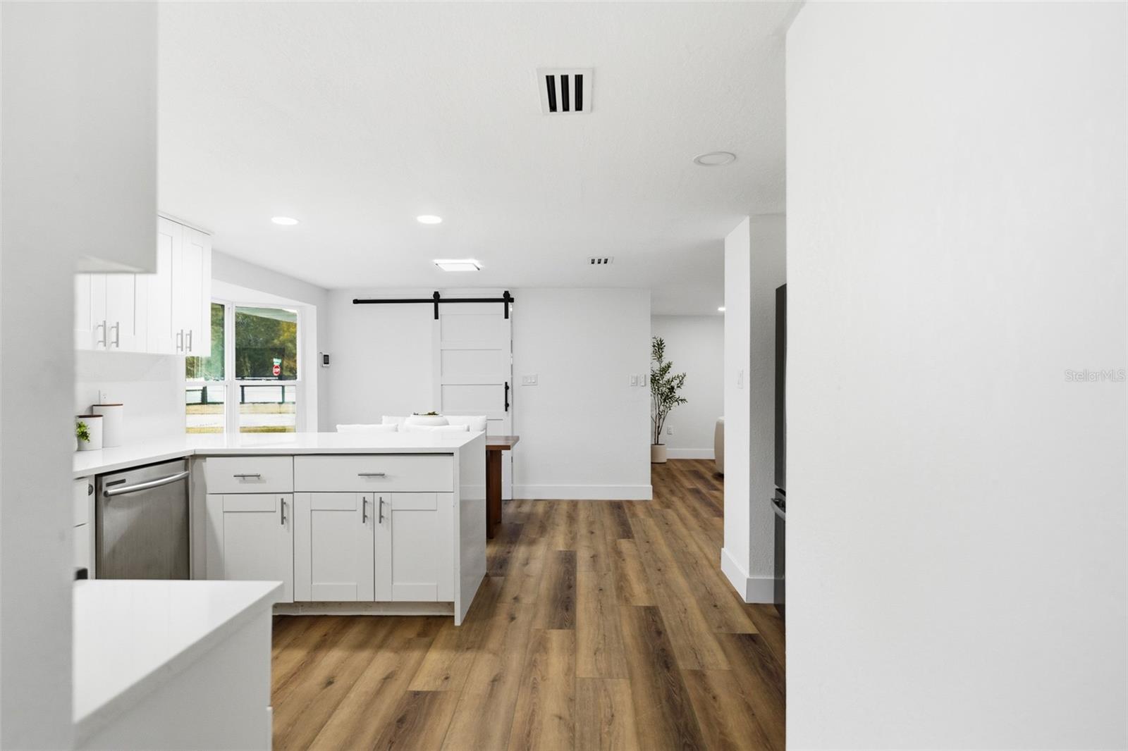 MEADOWBROOK ESTATES - Residential