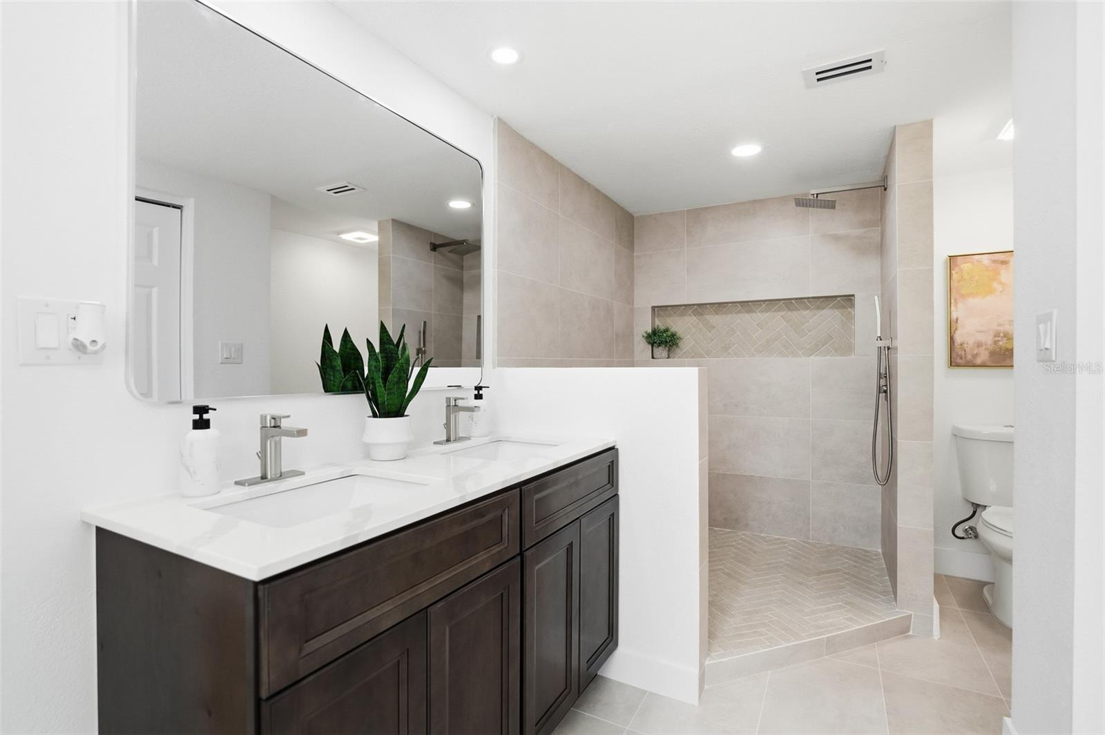 MEADOWBROOK ESTATES - Residential