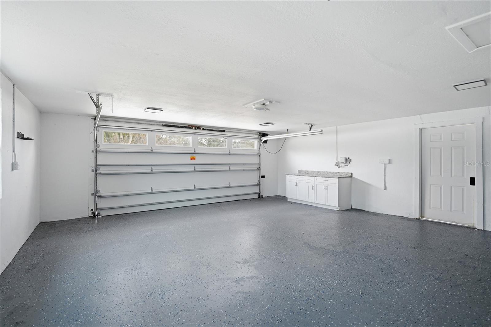 MEADOWBROOK ESTATES - Residential