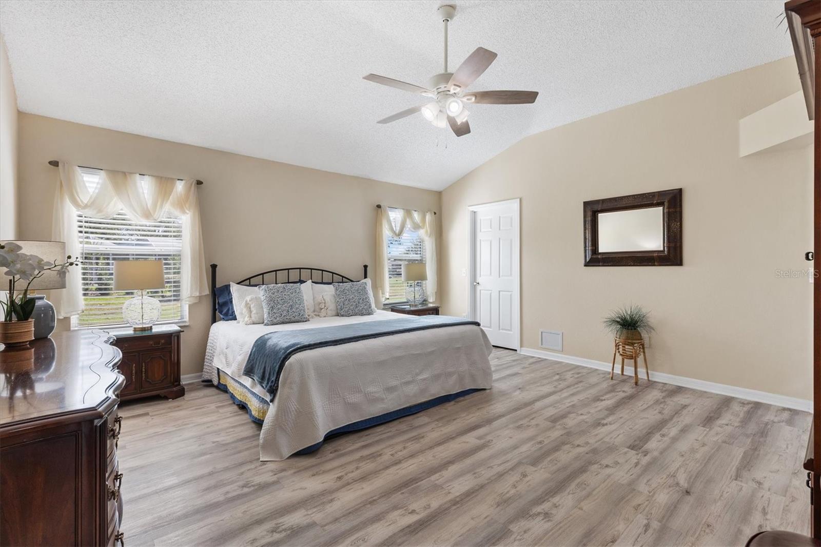 VILLAGES/MARION UN 44 - Residential