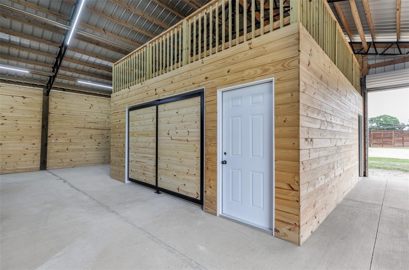 1285 NW 102ND BOULEVARD