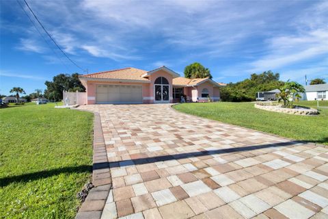 A home in PORT CHARLOTTE