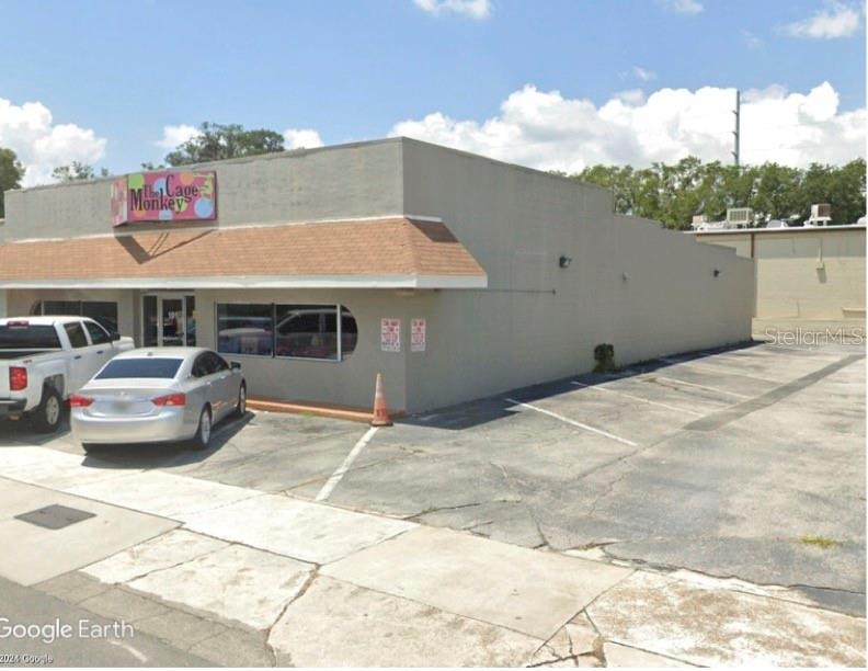 LOCATION LOCATION LOCATION!!! The Monkey has grown out of it's cage and needs to find a bigger space! Don't miss out on this incredible opportunity to own a 5691 square foot commercial building in the heart of downtown Ocala! This strategically located property is steps away from the bustling downtown square, across from a planned high-end multi-family development, a block away from the busy and popular Downtown Market, and close to the courthouse, restaurants, and the main post office. If you are looking for a location that will grow your business with exposure strategically placed to capture all of Marion County, THIS IS IT! If you are looking for an investment property that will grow your real estate portfolio, gain equity, and will be easily leased, THIS IS IT!
The building features 1800 square feet currently separated out with its own access door, making it perfect for rental income or owner-occupied space. The sellers are motivated to sell as they are looking to expand into a larger space, making this a great investment opportunity for any business looking for maximum exposure and convenience.
With its dynamic location and proximity to a thriving downtown and U.S. Highway 441, this commercial building is perfect for a wide range of businesses looking to capitalize on a diverse and active customer base. Don't miss out on the chance to be a part of Ocala's vibrant downtown community! *The Monkey Cage outgrew their space for a reason, now it's your turn!
*Monkey Cage is NOT closing, they are moving locations.