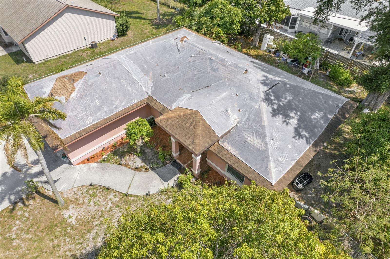COUNTRY CLUB ACRES - Residential