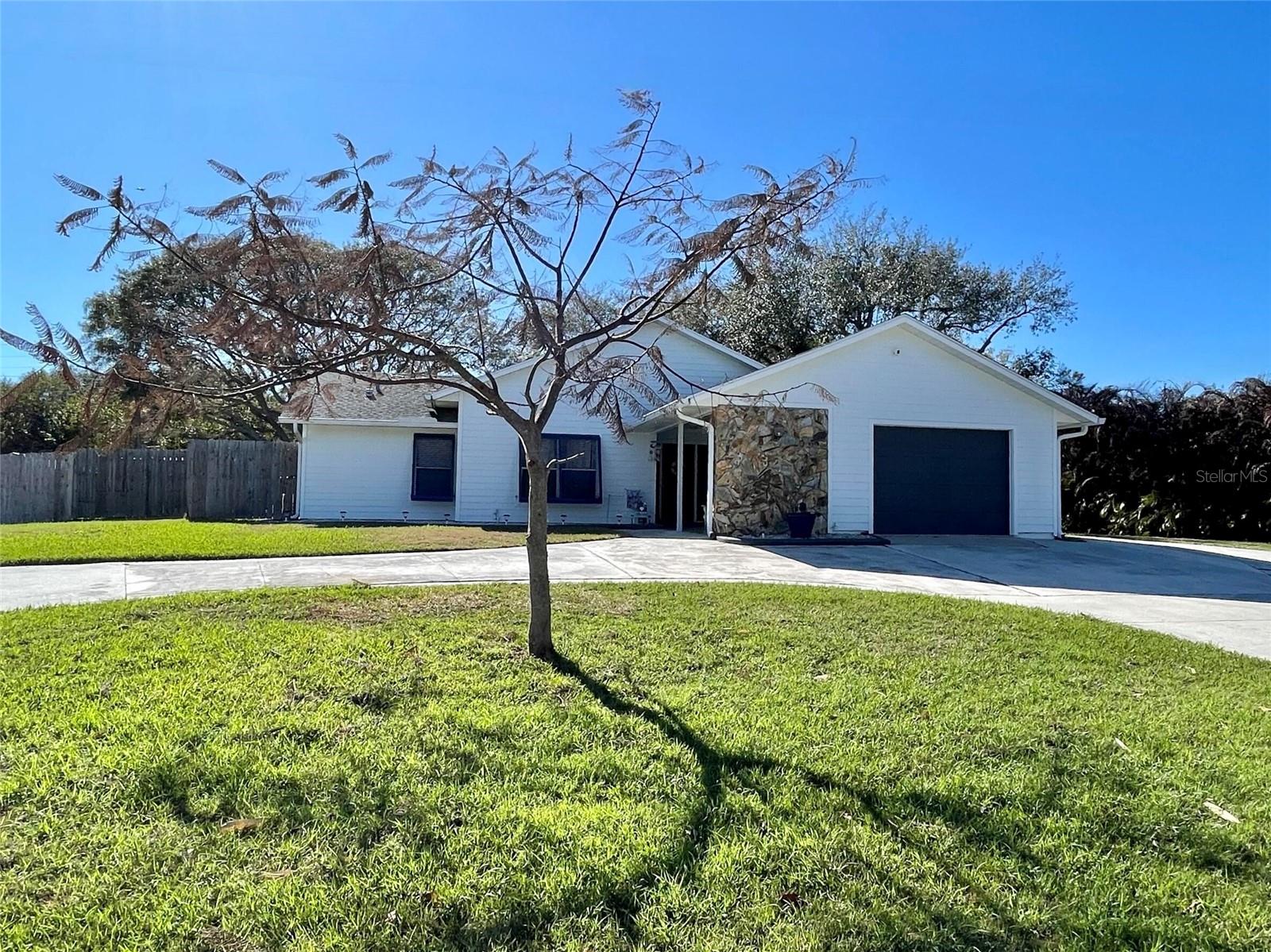 311 ANCHOR WAY