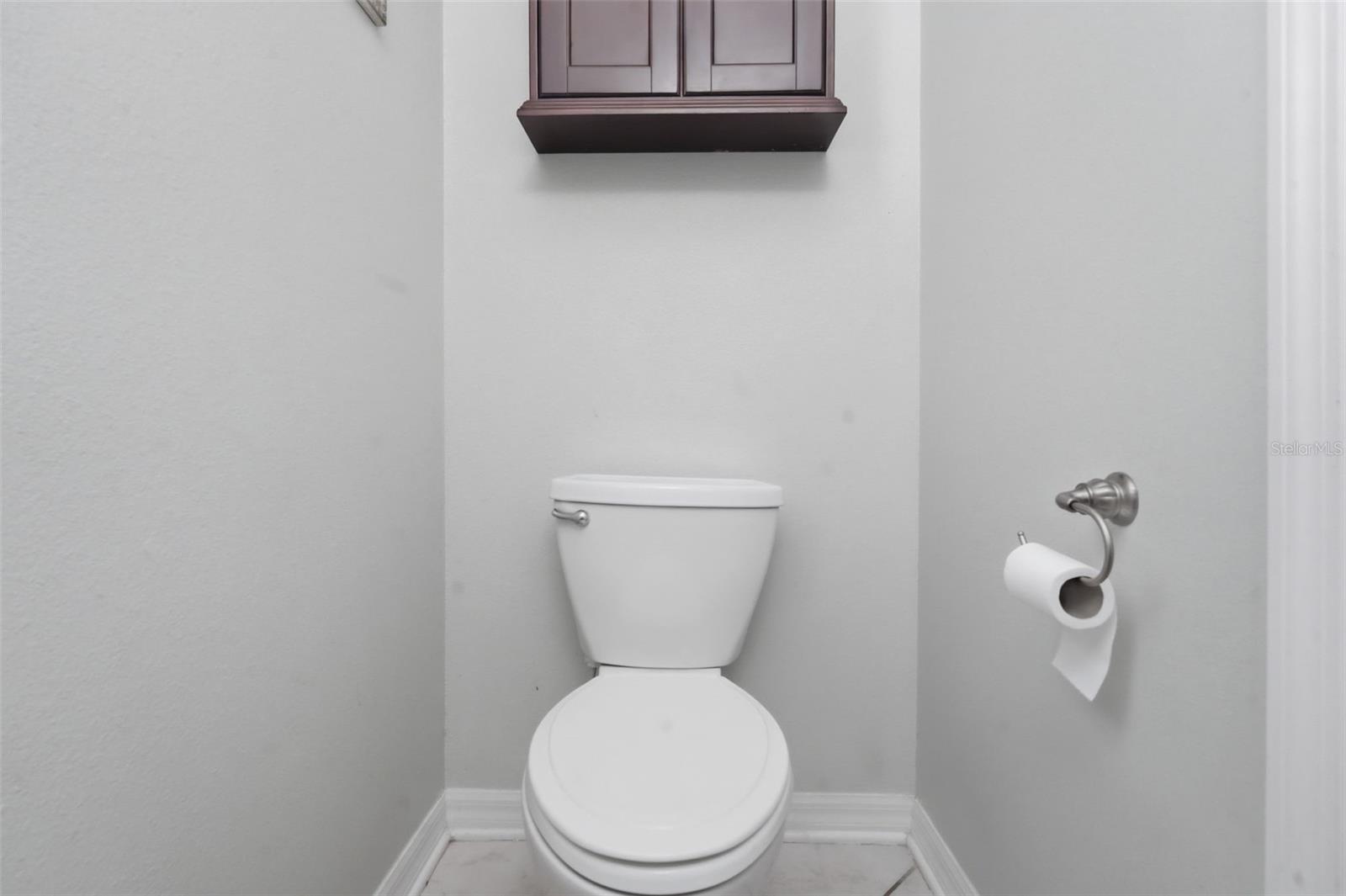 ANDOVER CAY PH 01 44/98 - Residential