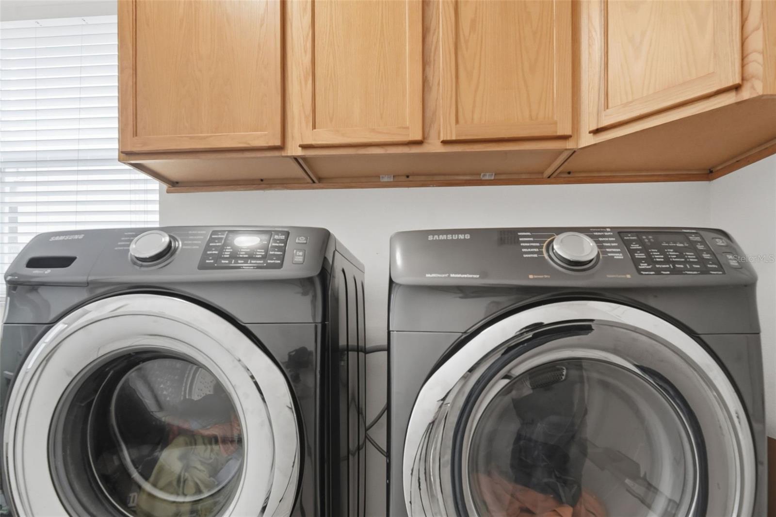 ANDOVER CAY PH 01 44/98 - Residential