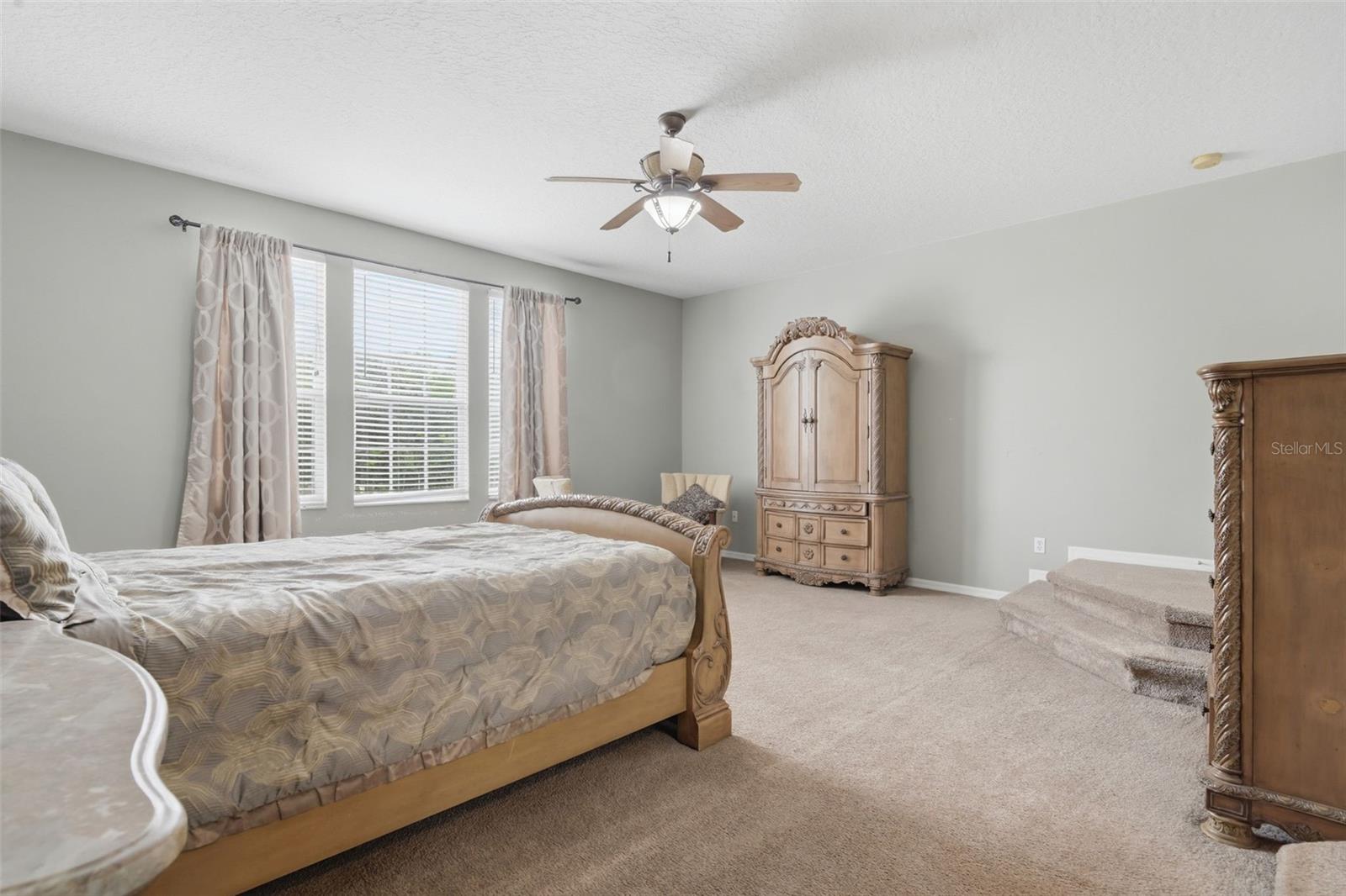 ANDOVER CAY PH 01 44/98 - Residential