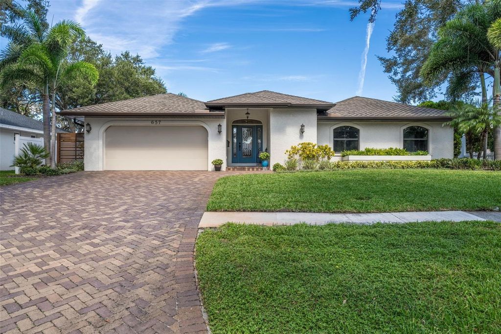Photo of 657 Riviera Bay Drive NE, St Petersburg, FL 33702 (MLS # TB8426045)