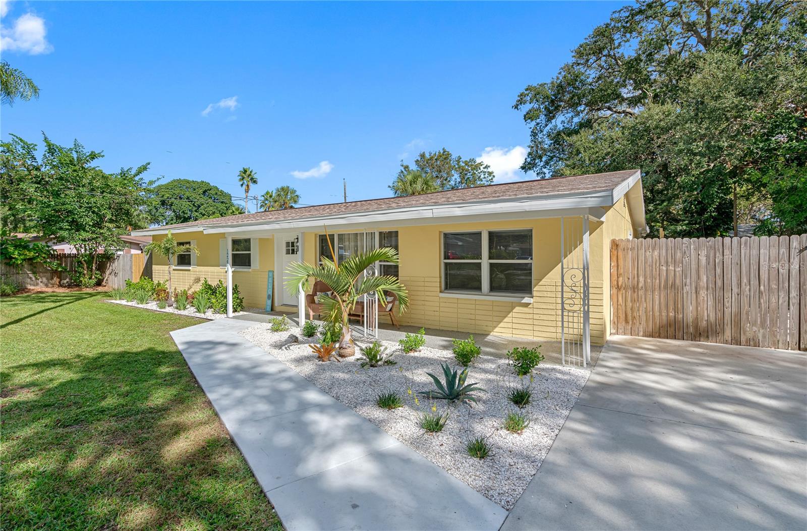 HARBOR CREST - Residential