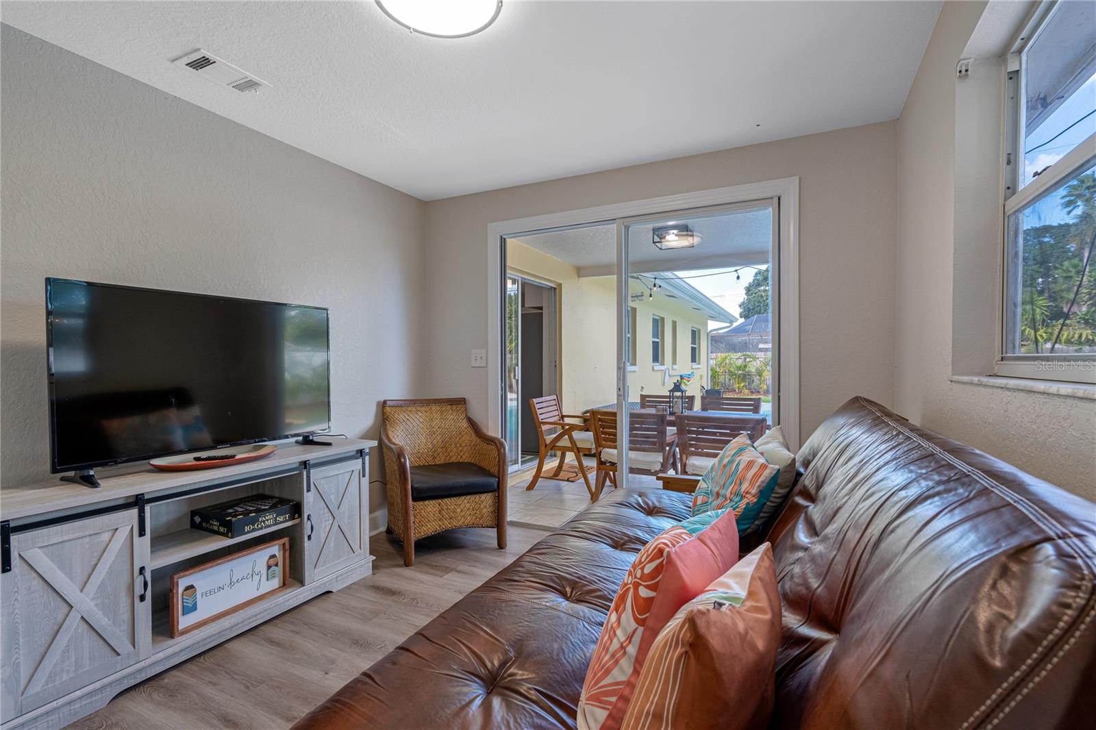 HARBOR CREST - Residential