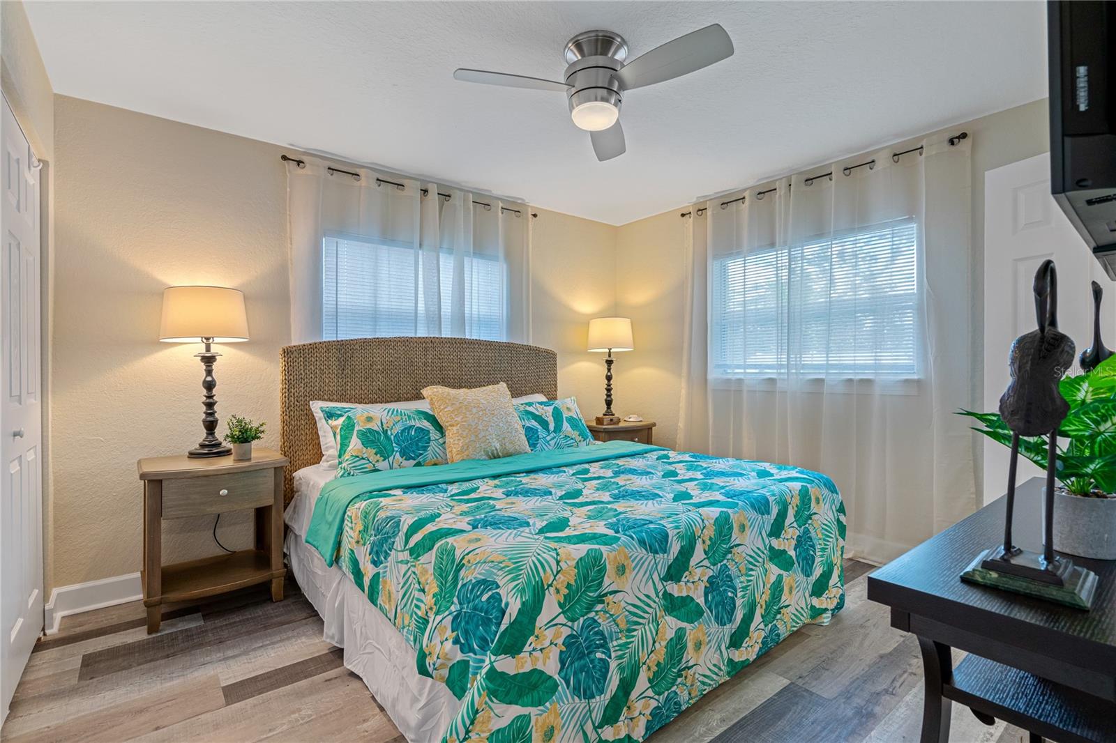 HARBOR CREST - Residential