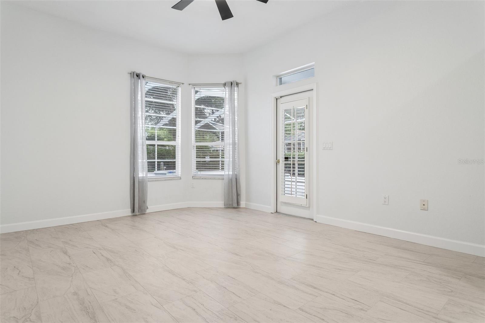 HUNTER'S GREEN - Residential