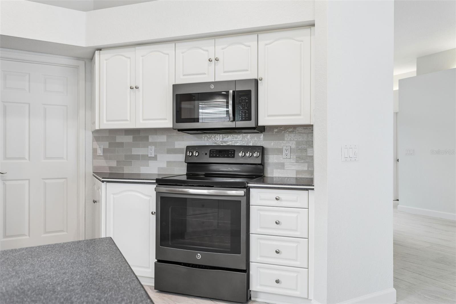 HUNTER'S GREEN - Residential
