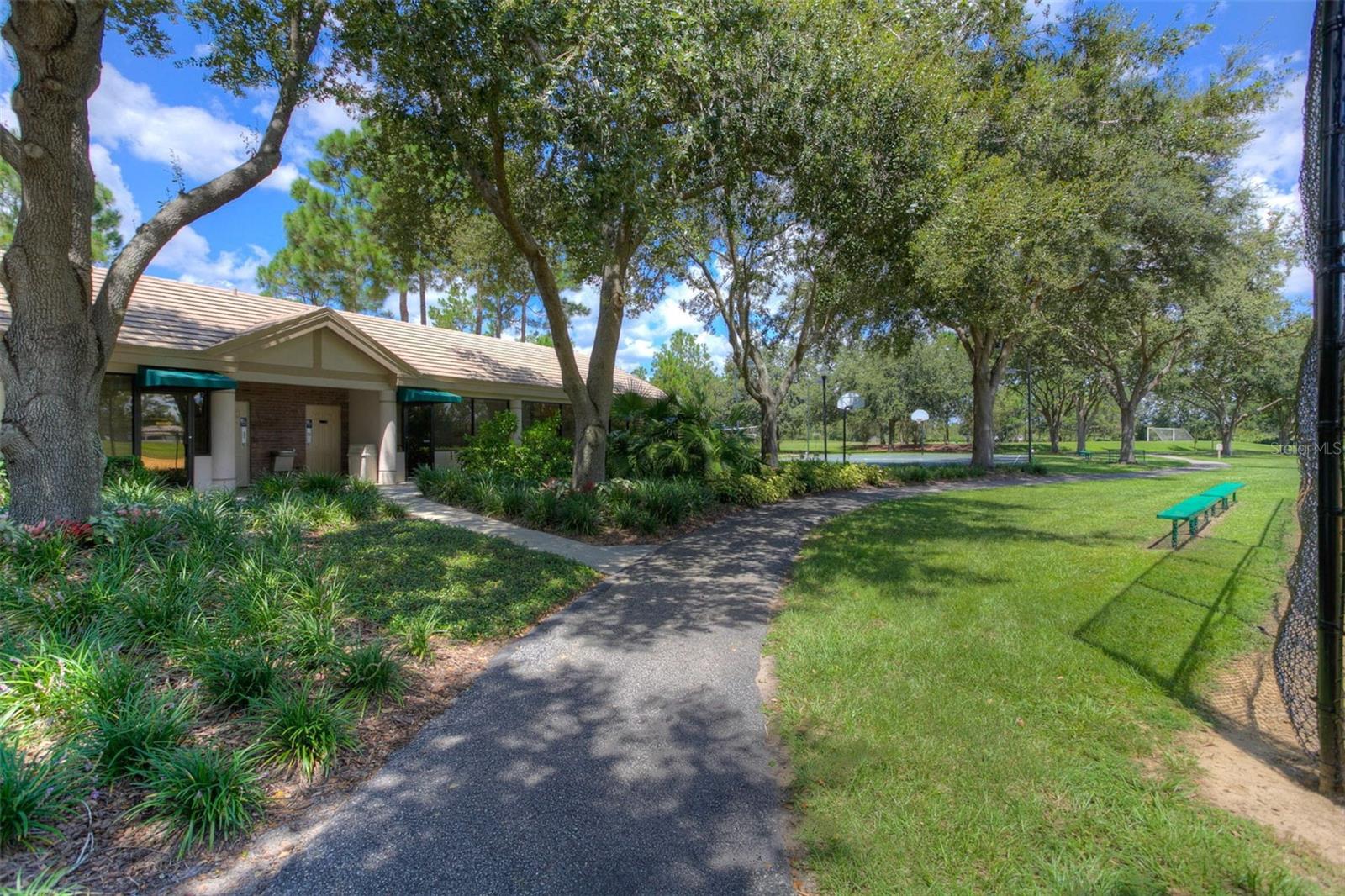 HUNTER'S GREEN - Residential