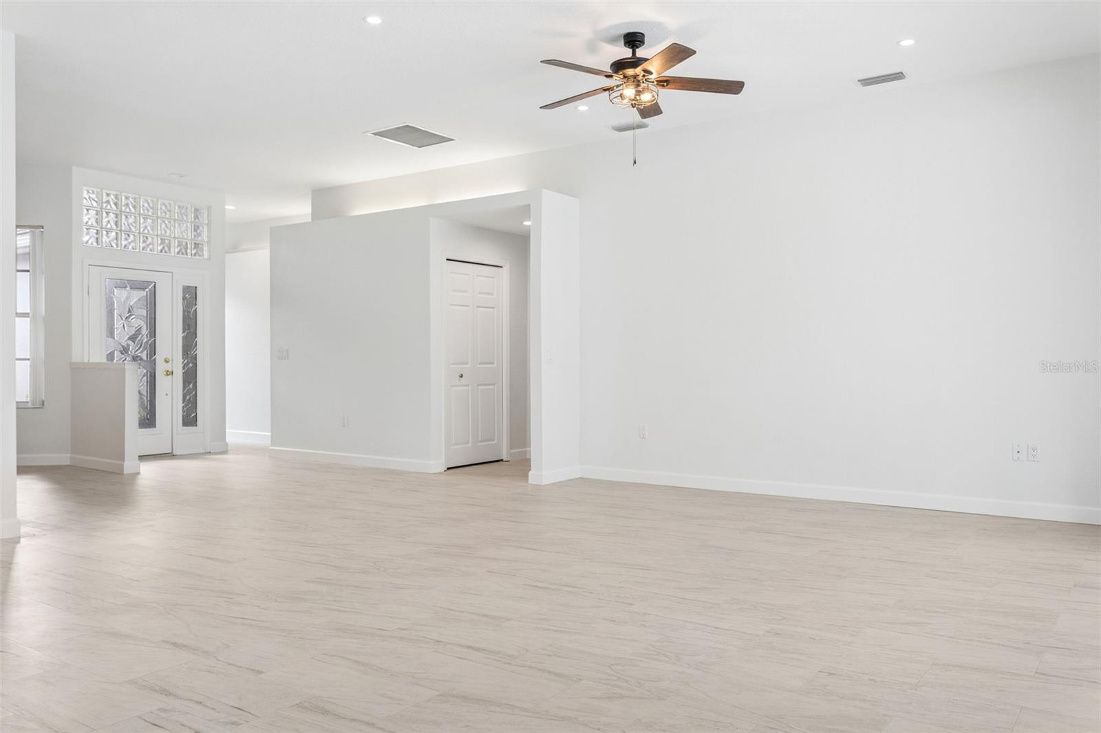 HUNTER'S GREEN - Residential
