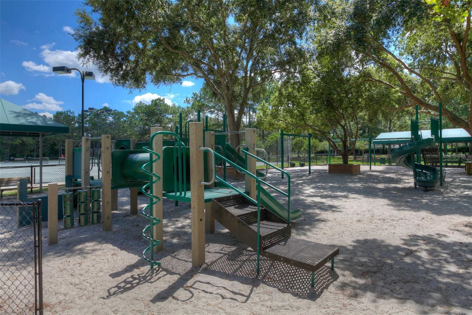 HUNTER'S GREEN - Residential