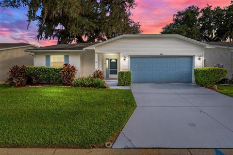 Photo of 651 Timbercrest Drive, Leesburg, FL 34748 (MLS # G5099051)