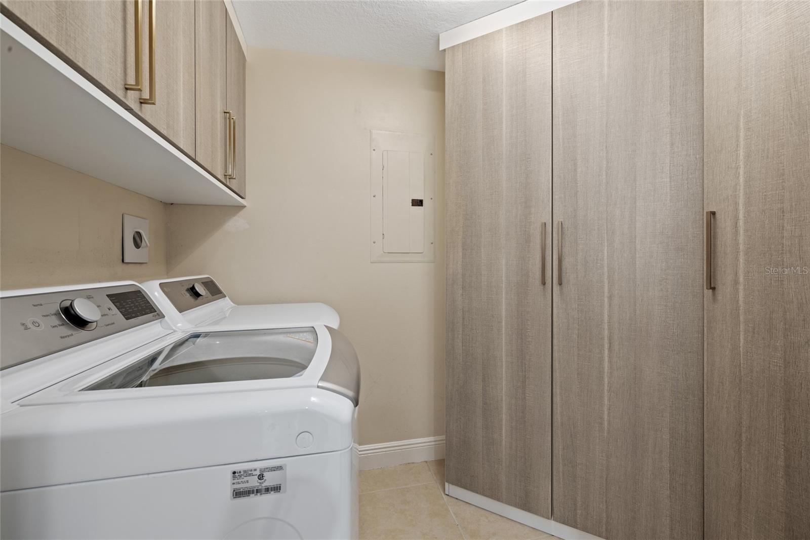 ALINARI - Residential