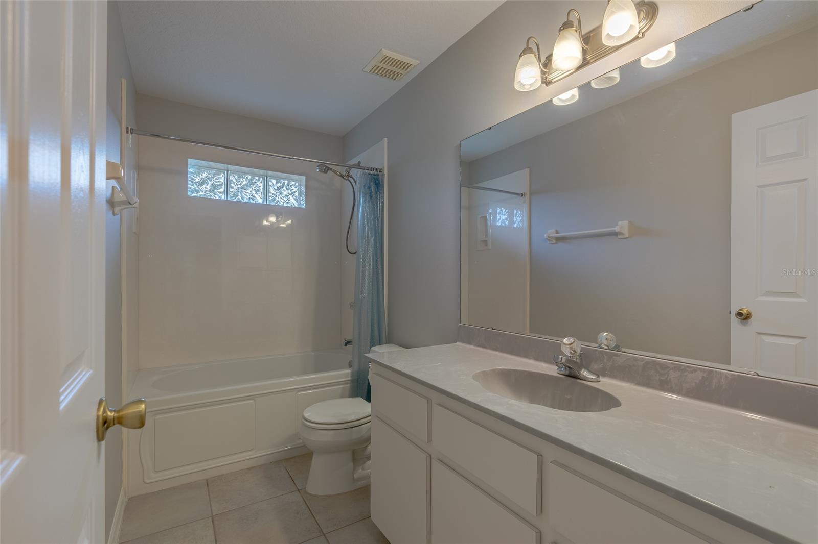 Florida Shors 12 - Residential