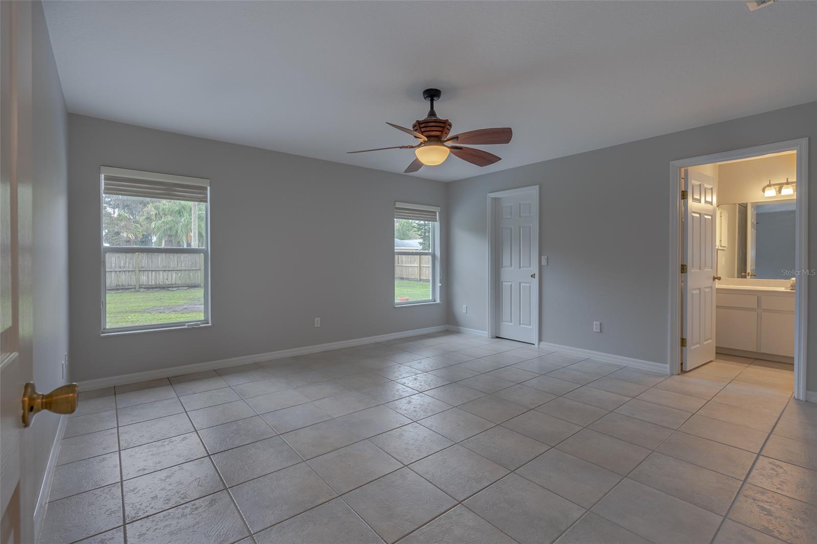 Florida Shors 12 - Residential