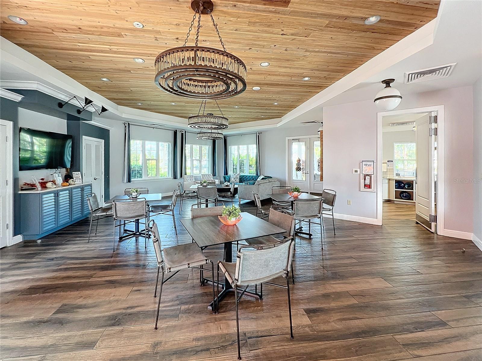 TRIPLE CRK VILLAGE N & P - Residential Lease