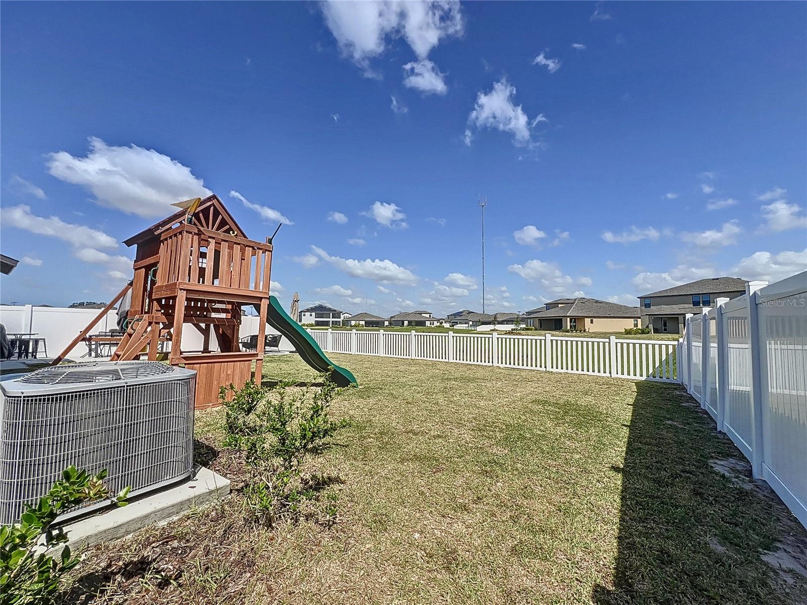 TRIPLE CRK VILLAGE N & P - Residential Lease