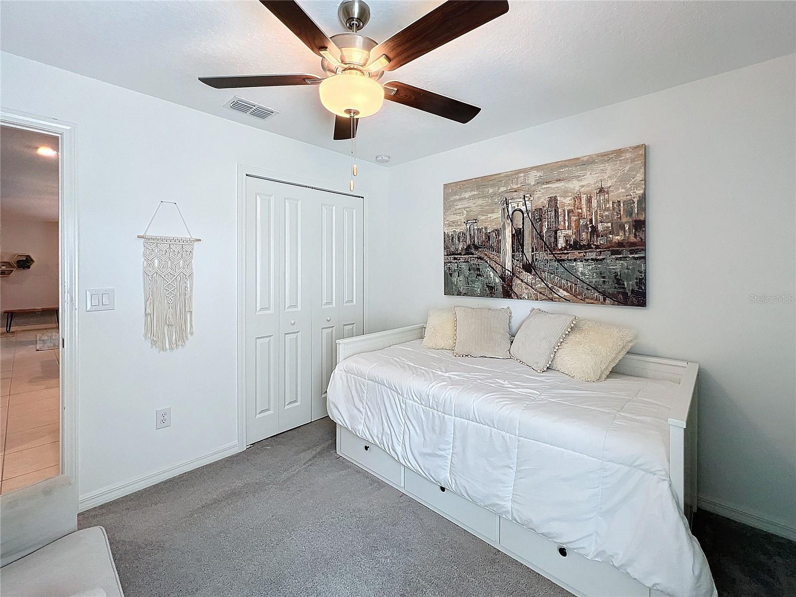 TRIPLE CRK VILLAGE N & P - Residential Lease