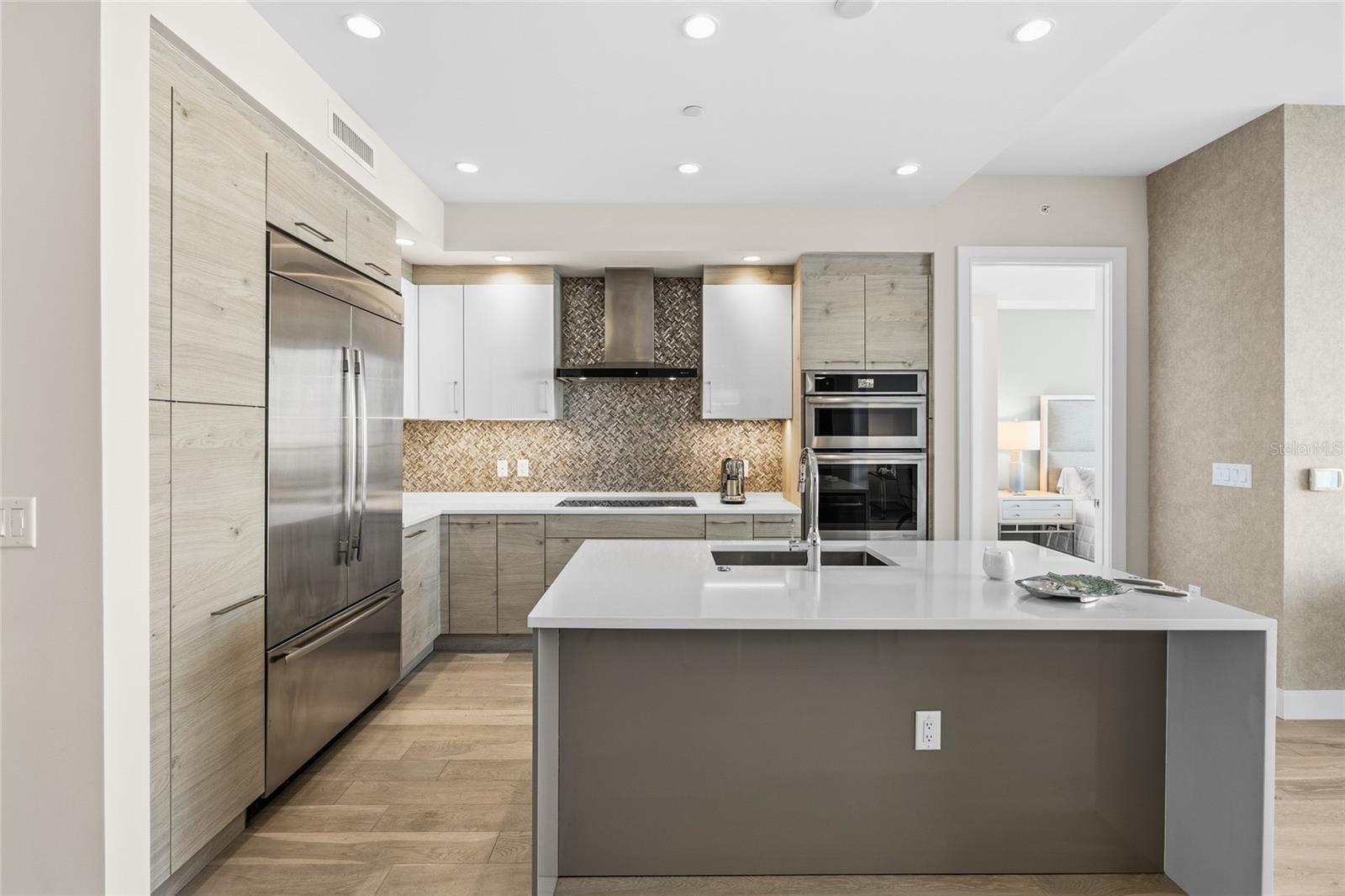 ONE ST. PETERSBURG - Residential