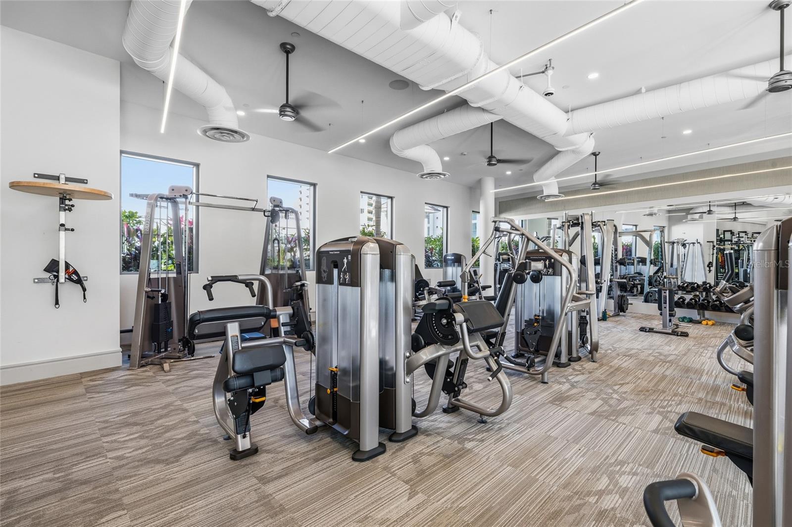 ONE ST. PETERSBURG - Residential