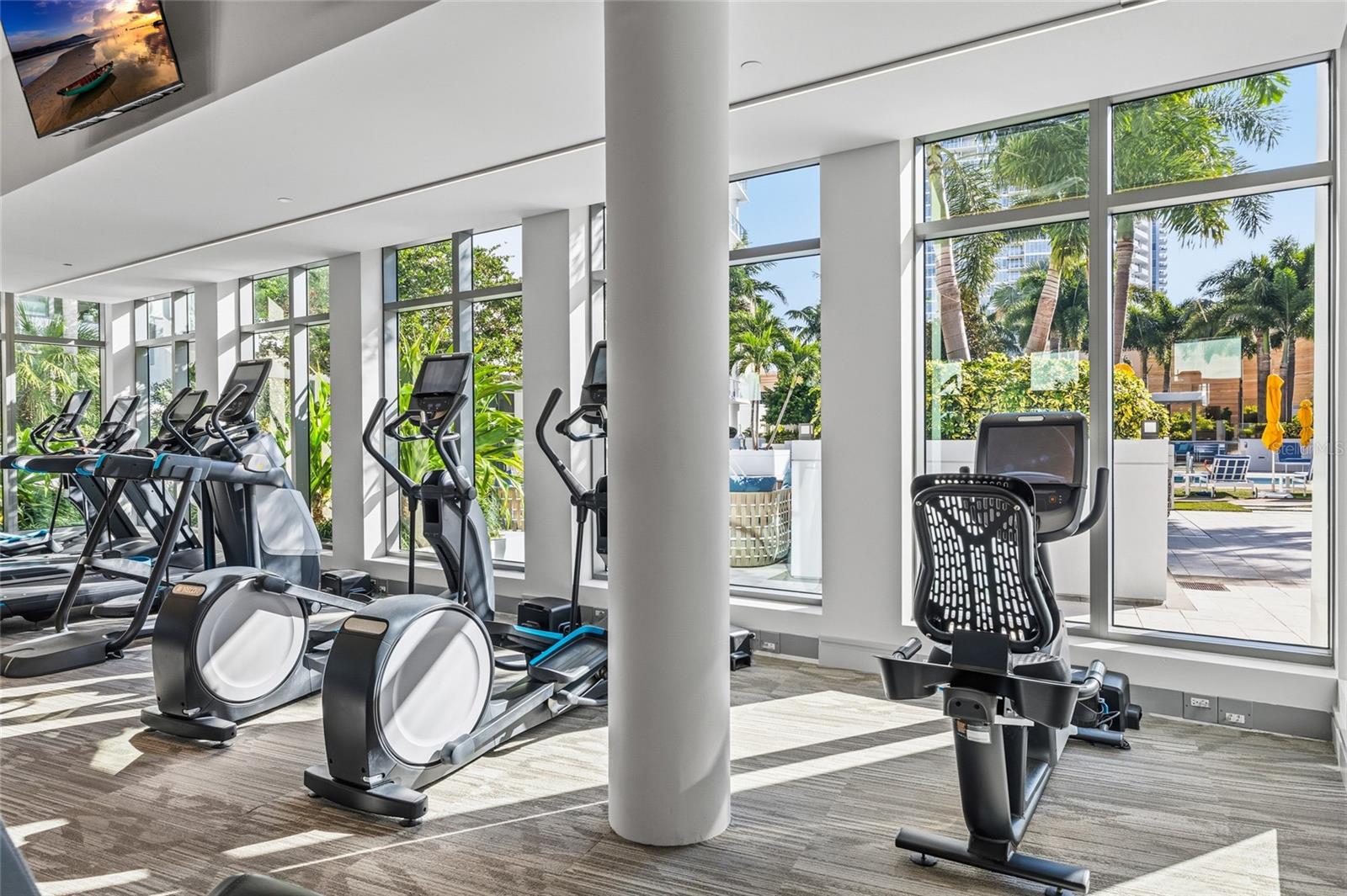 ONE ST. PETERSBURG - Residential