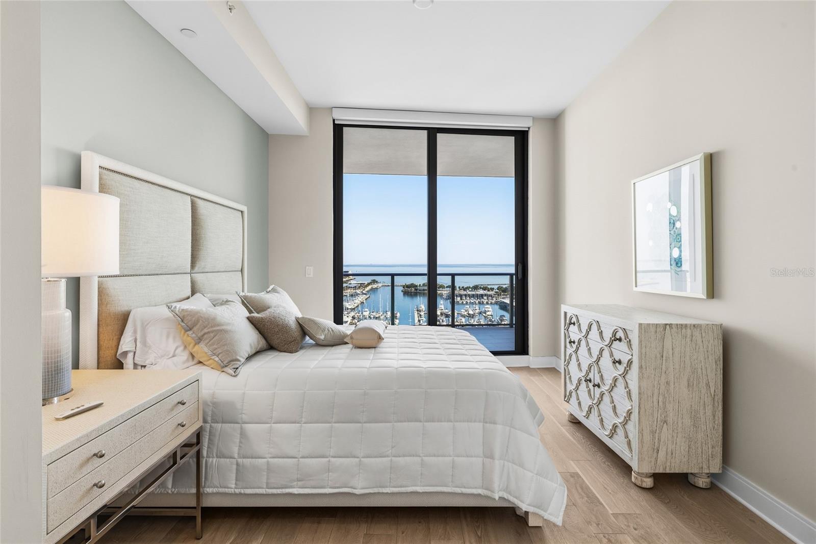 ONE ST. PETERSBURG - Residential