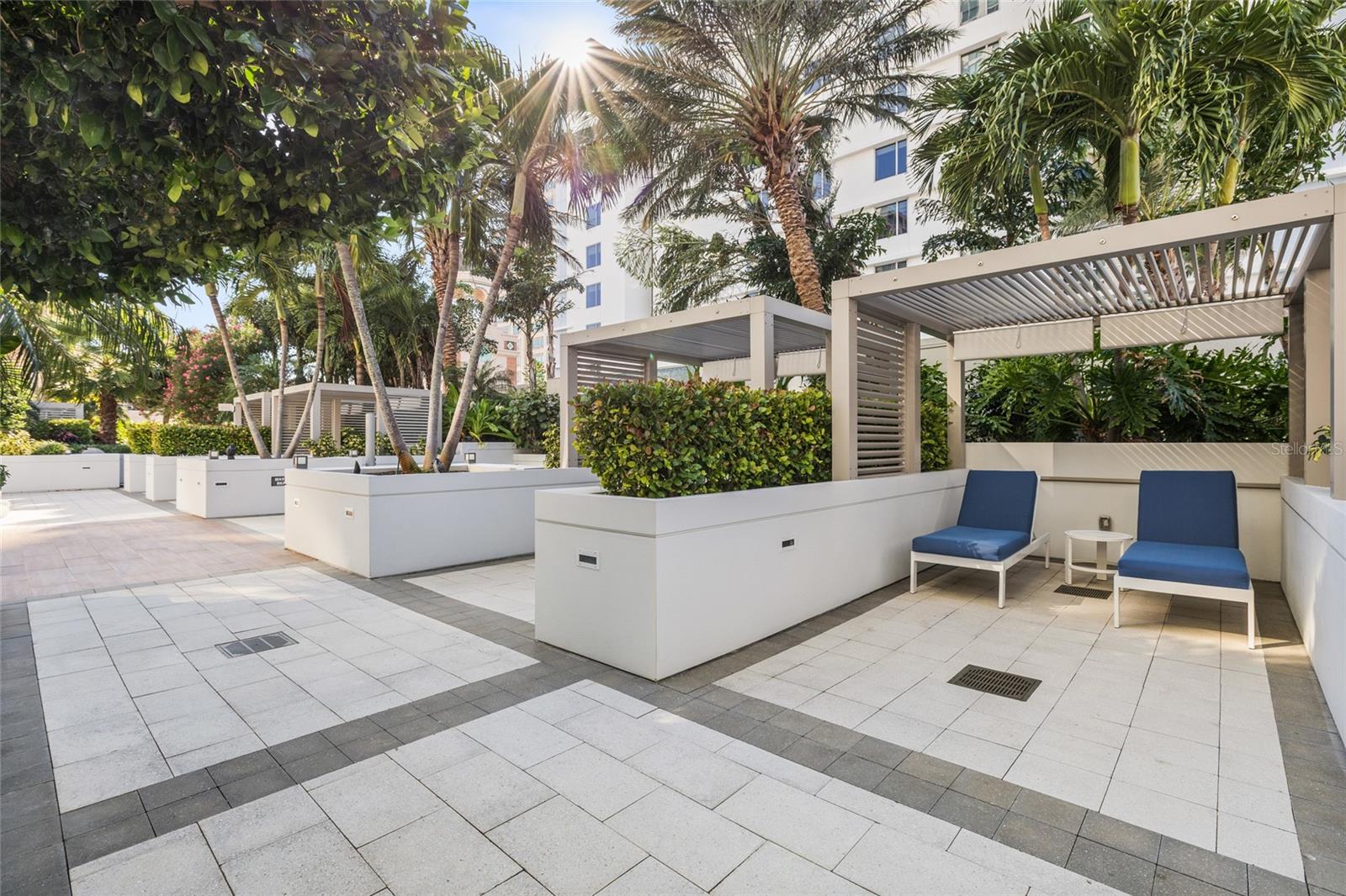 ONE ST. PETERSBURG - Residential