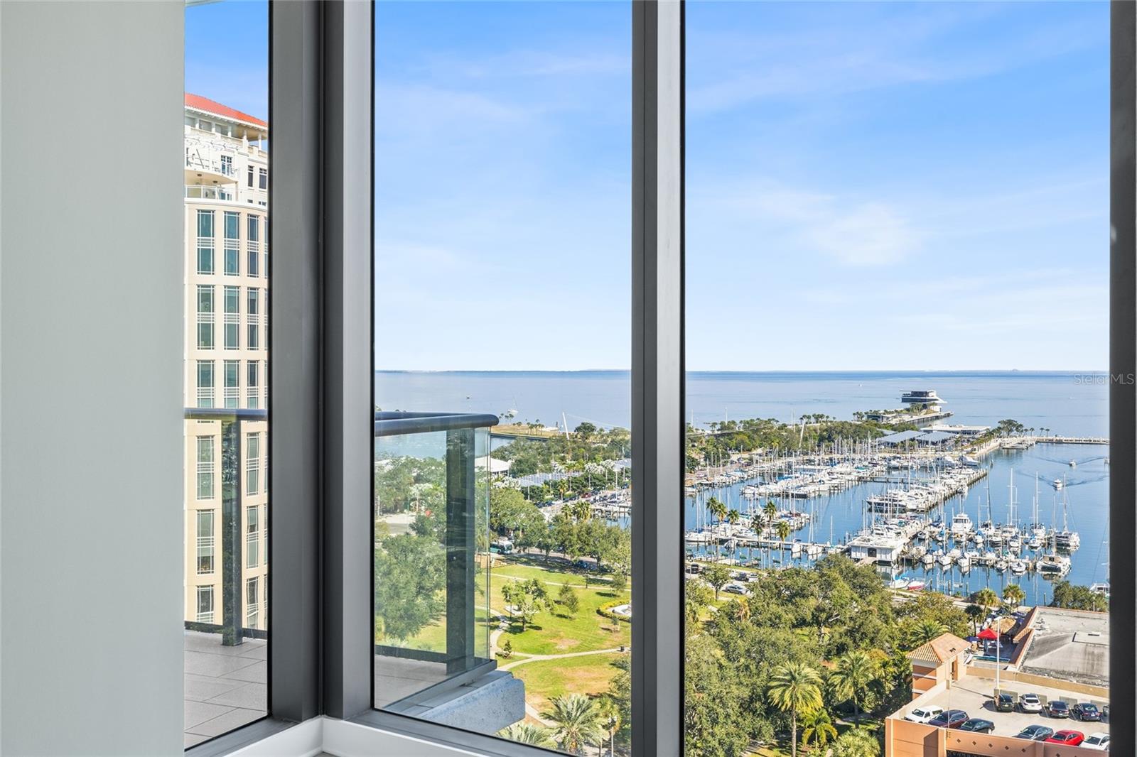 ONE ST. PETERSBURG - Residential