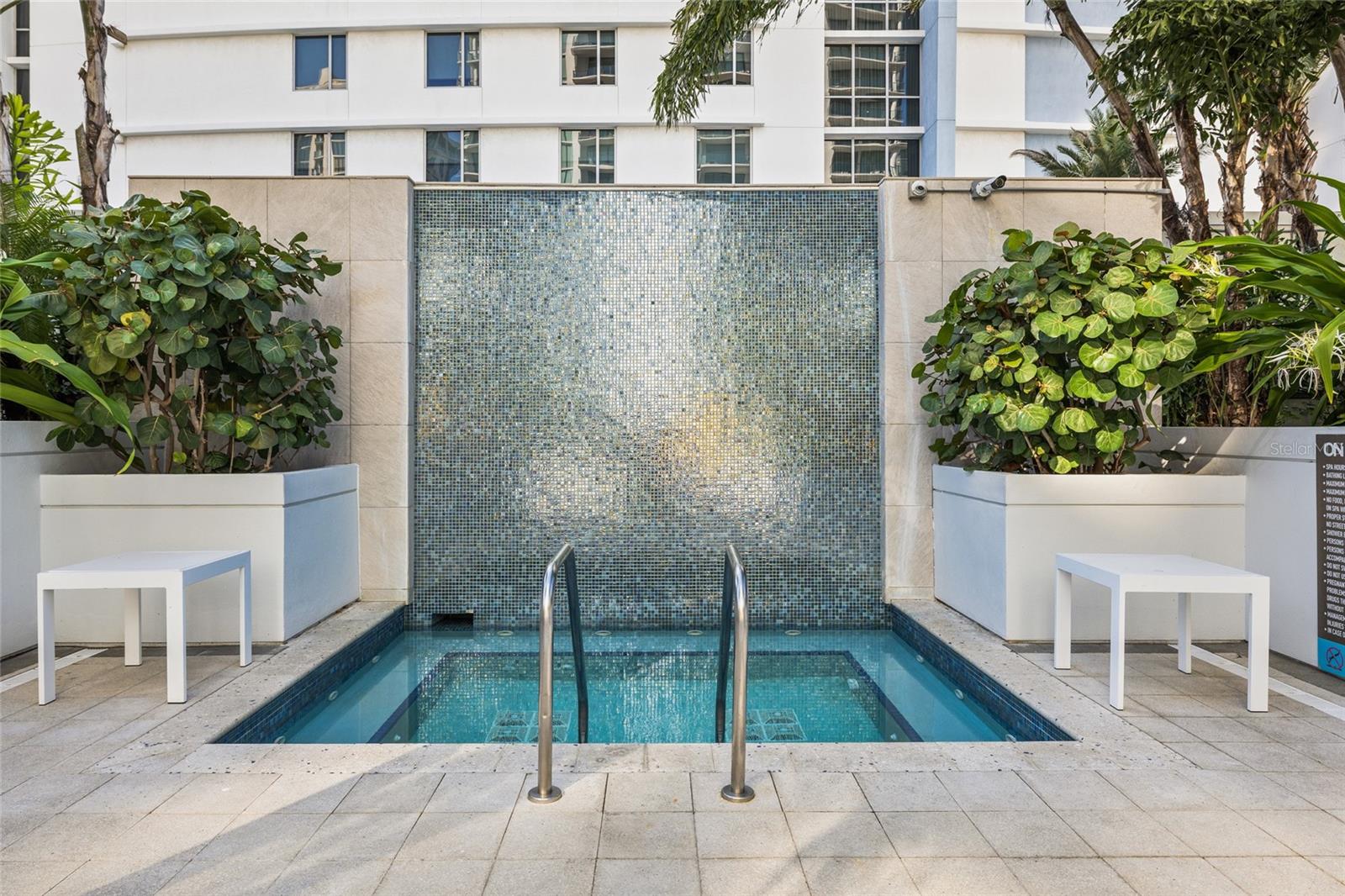 ONE ST. PETERSBURG - Residential