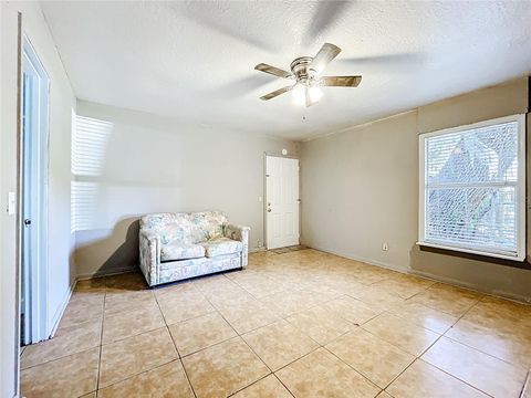 Tiny photo for 1107 Northshore Drive, Eustis, FL 32726 (MLS # G5097321)