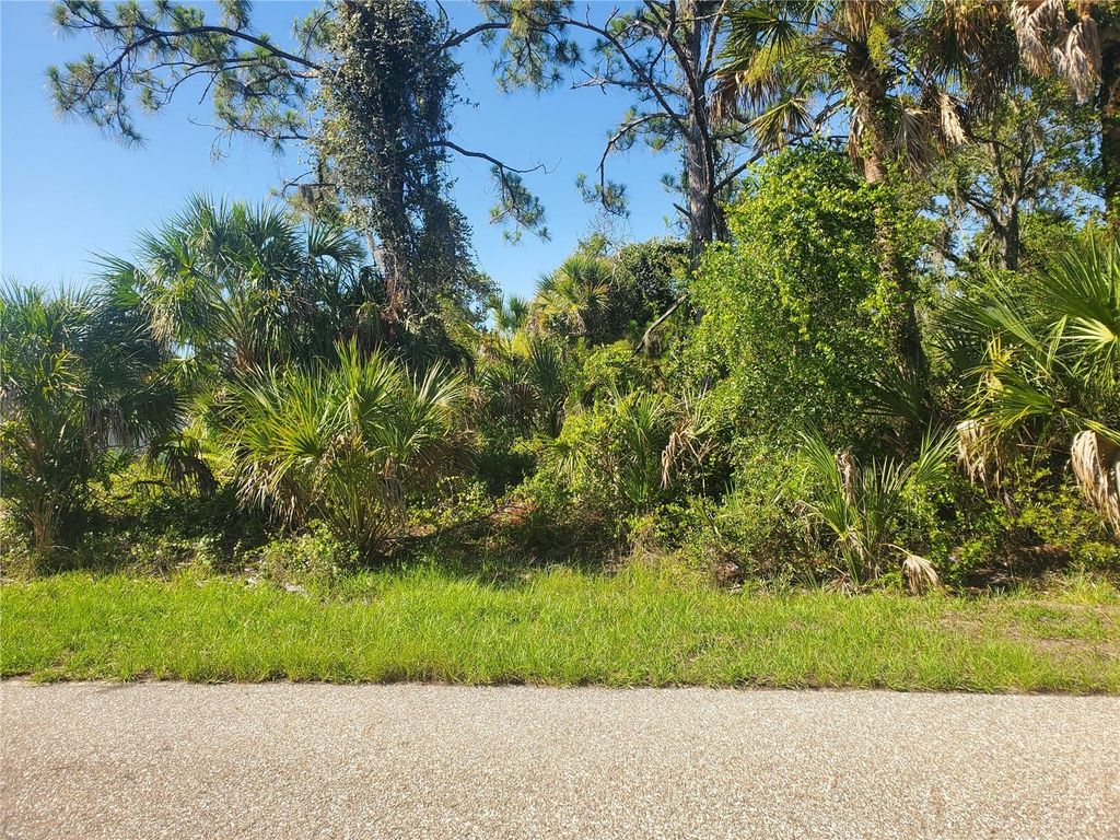 Photo of 17147 Belmont Avenue, Port Charlotte, FL 33948 (MLS # A4657434)