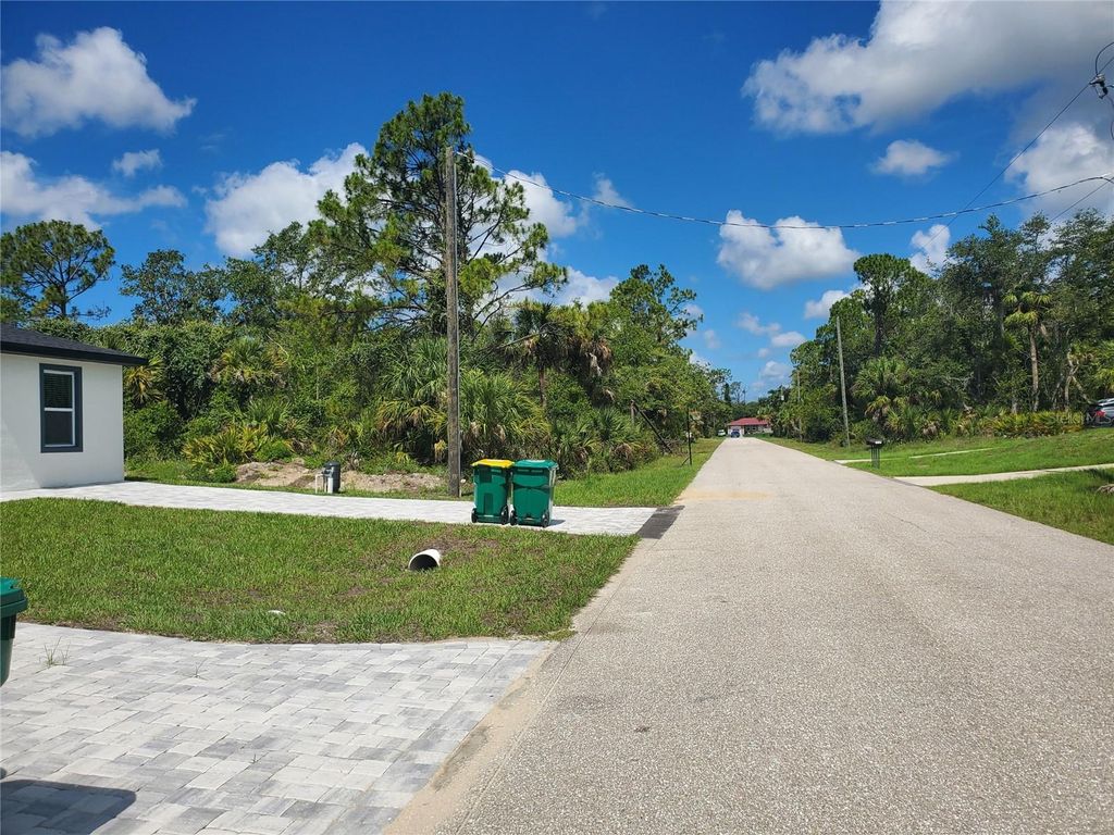 Photo of 17147 Belmont Avenue, Port Charlotte, FL 33948 (MLS # A4657434)