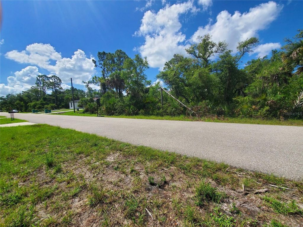 Photo of 17147 Belmont Avenue, Port Charlotte, FL 33948 (MLS # A4657434)