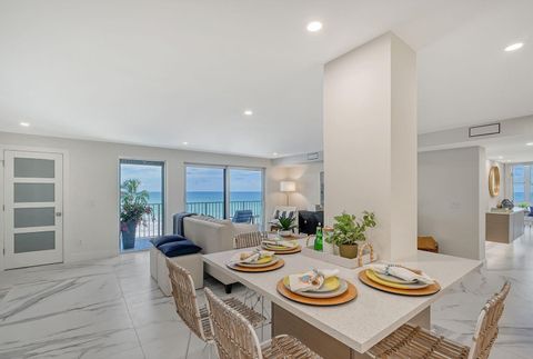 A home in LONGBOAT KEY