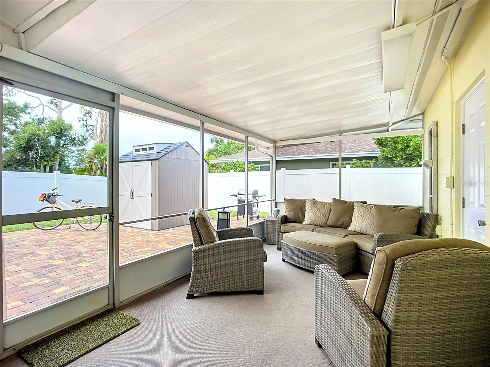 SHADOW LAKES - Residential