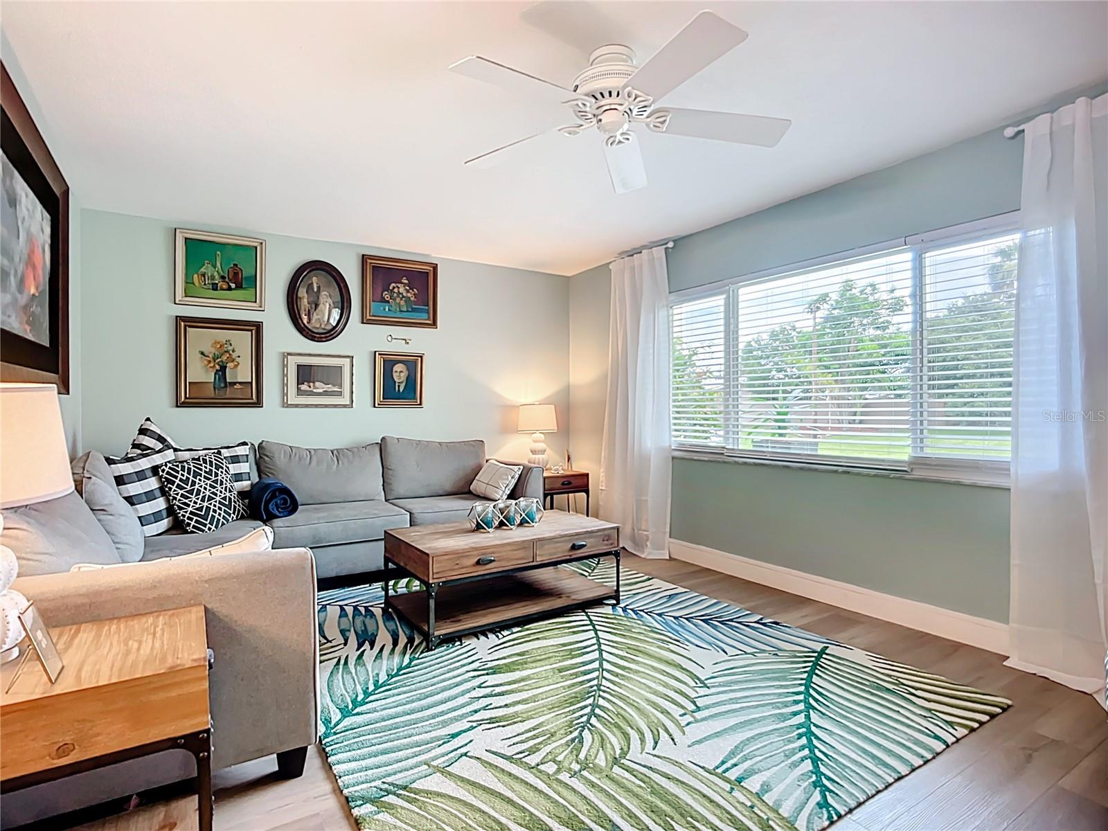 SHADOW LAKES - Residential