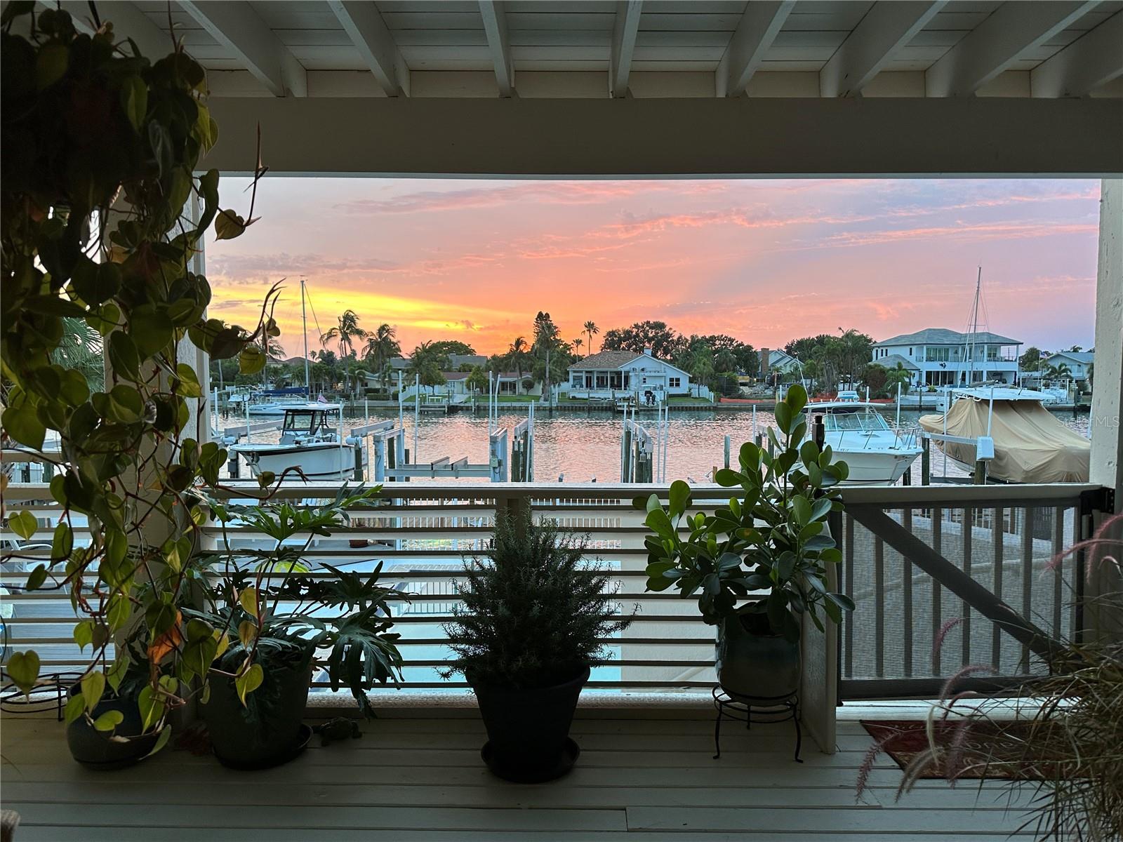 350 PINELLAS BAYWAY S 2