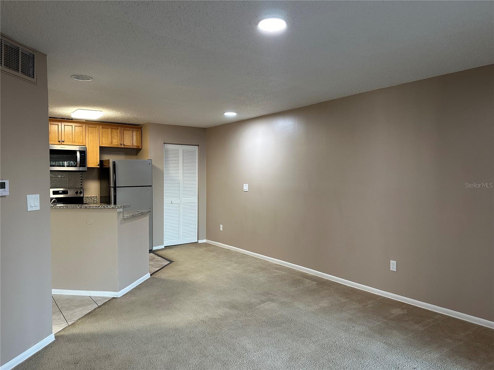 PLAZA/MILLENIUM - Residential Lease