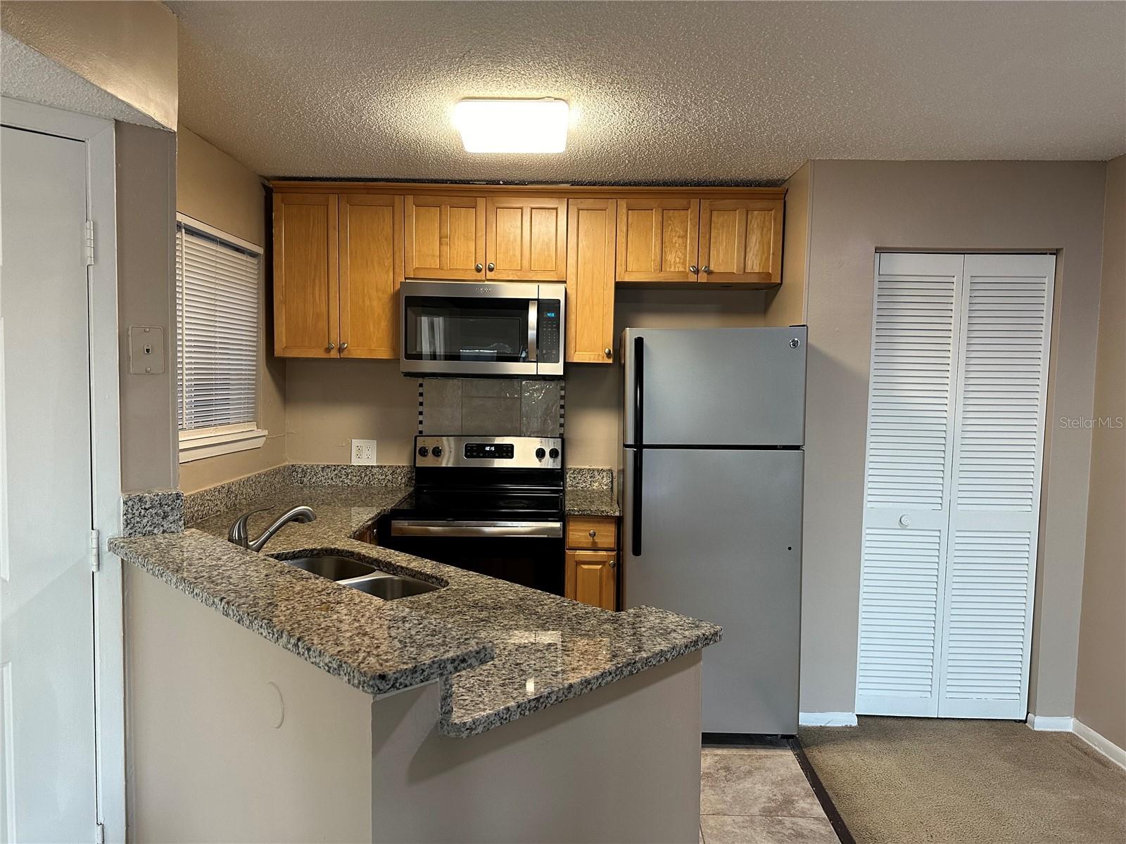 PLAZA/MILLENIUM - Residential Lease